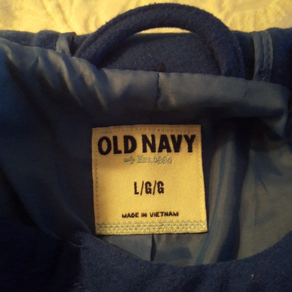 Coat~ - Picture 4 of 4